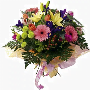 gửi Hoa tươi đến Nga Russian-01 Arrangement 'Kaleidoscope'